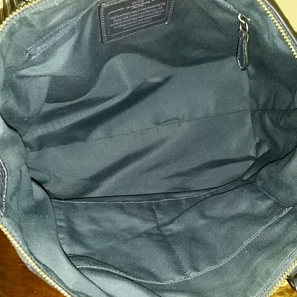 Coach Mickie satchel and wallet in suede - Picture 3 of 8